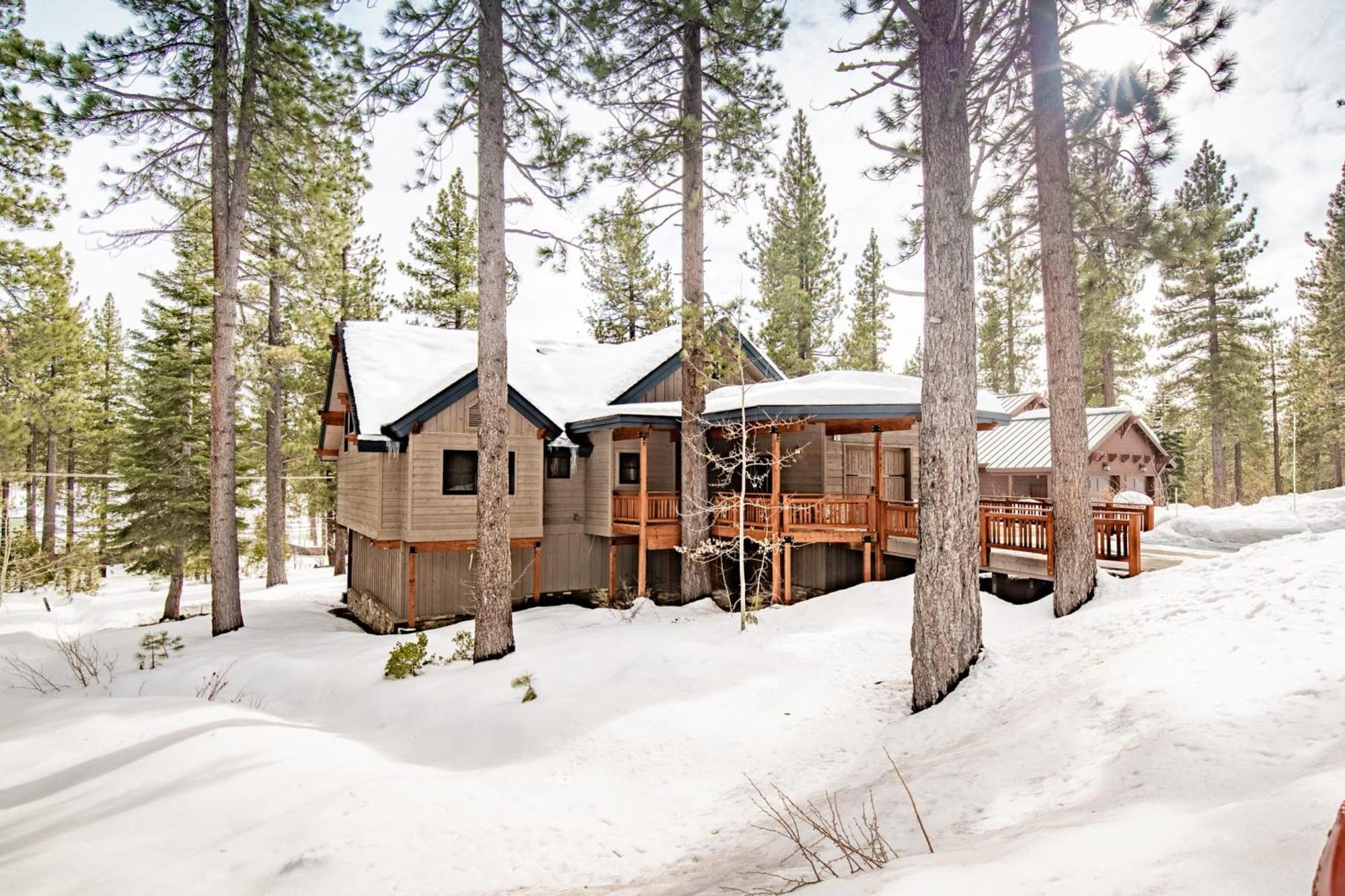 Coyote Moon By Avantstay Cabin Wsauna Mins From Dt Truckee Northstar Esterno foto